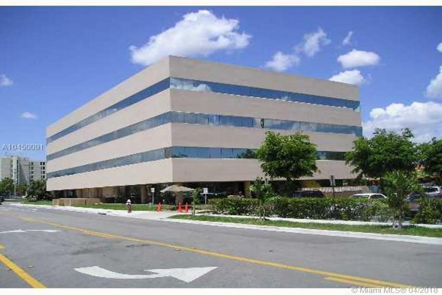 Hialeah,Florida 33016,Commercial Property,MEDICAL DIAGNOSTIC CENTER,68th St,A10450091