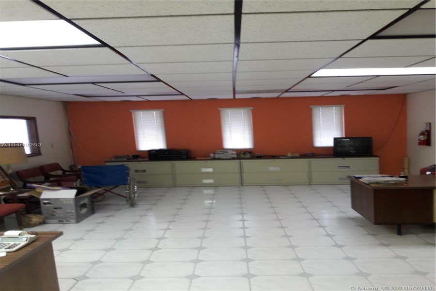 Commercial Property For Sale Price 1,700,000 A10463253