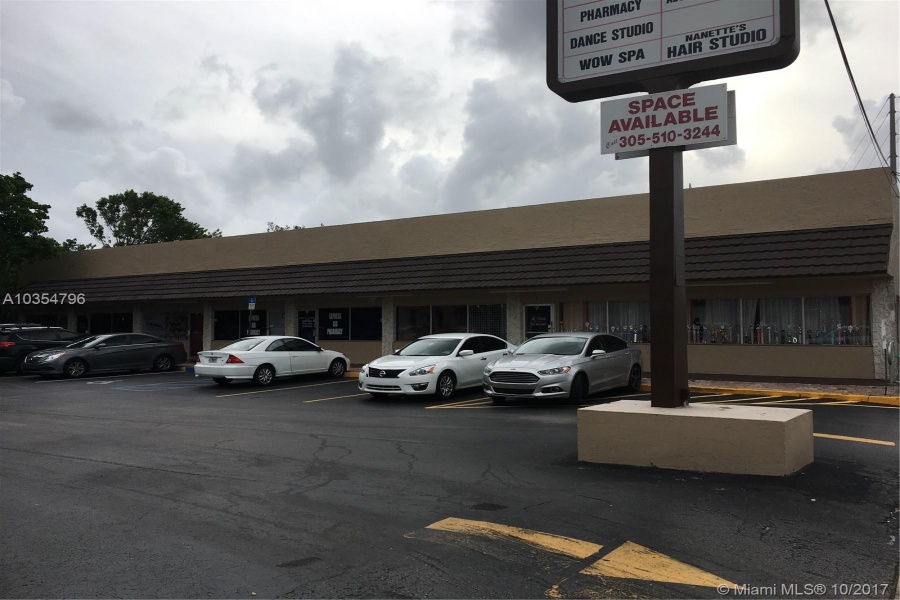 Hollywood,Florida 33021,Commercial Property,Twin Oaks Plaza,Stirling Rd,A10354796