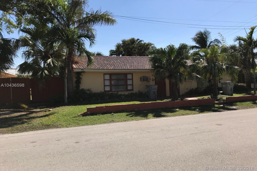 Pompano Beach,Florida 33062,Commercial Property,Hibiscus Ave,A10436598