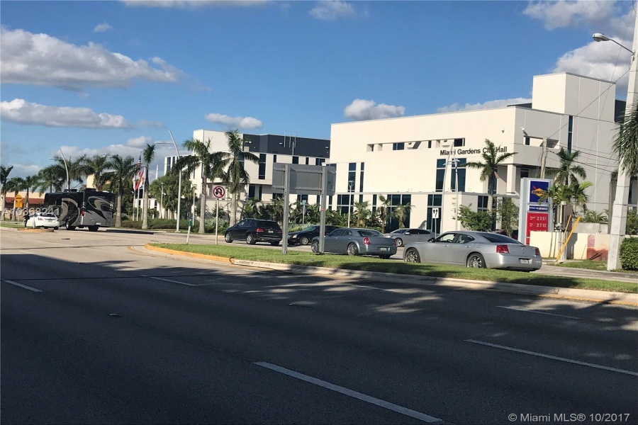 Miami Gardens, Florida 33056, ,Commercial Property,For Sale,Warehouse Building,27th Ave,A10363241