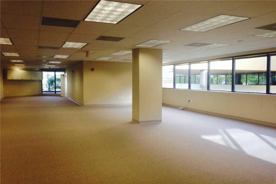 Florida 33016,Commercial Property,A1980033