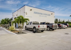 Miami,Florida 33178,Commercial Property,58th St,A10174055