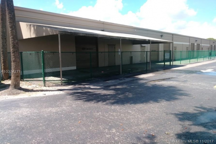 Lauderdale Lakes- Florida 33319,Commercial Property,Headway Park,State Road 7,A10374271