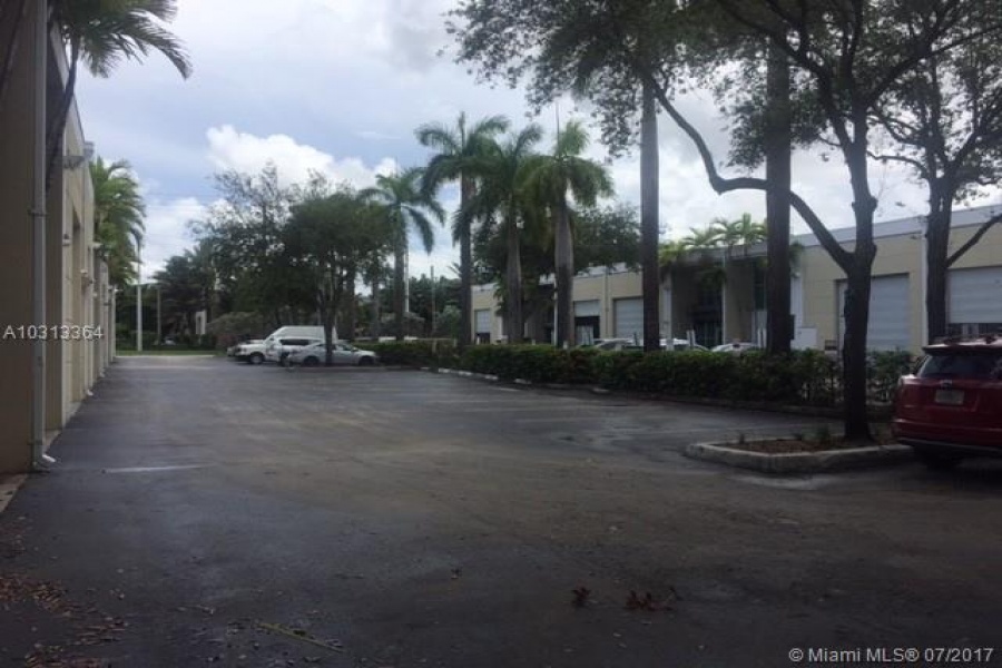 Doral,Florida 33122,Commercial Property,PLAZAWEST CONDO,82nd Ave,A10313364