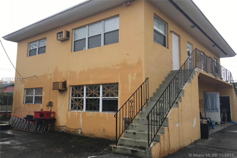 Miami,Florida 33130,Commercial Property,7th St,A10313551
