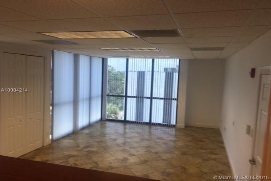 Hollywood, Florida 33020, ,Commercial Property,For Sale,Hollywood Blvd,A10084214