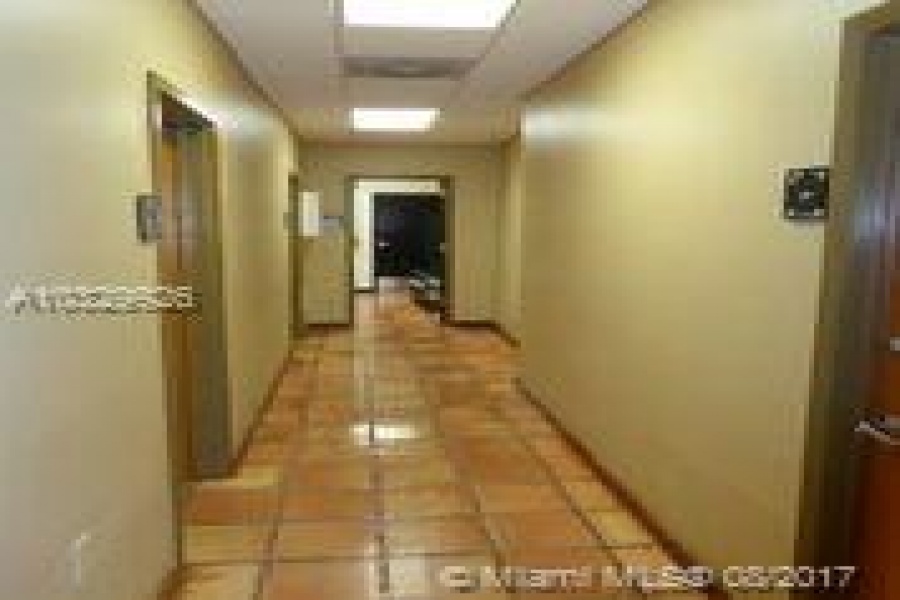 Miami,Florida 33165,Commercial Property,24th St,A10329926
