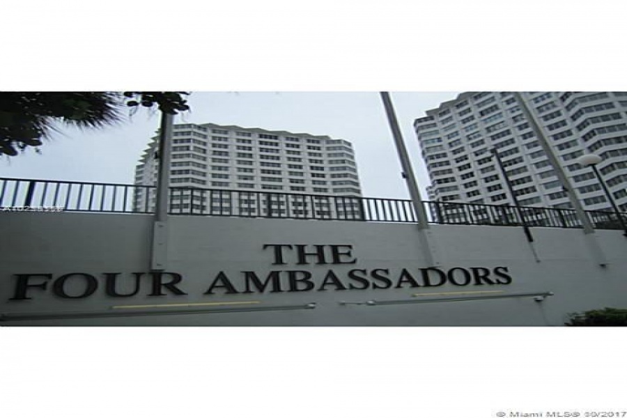 Miami,Florida 33131,Commercial Property,Four Ambassadors Condominium,825 Brickell Bay Dr,A10298112