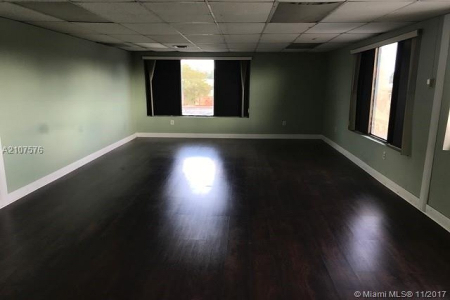 Florida 33013,Commercial Property,A2107576