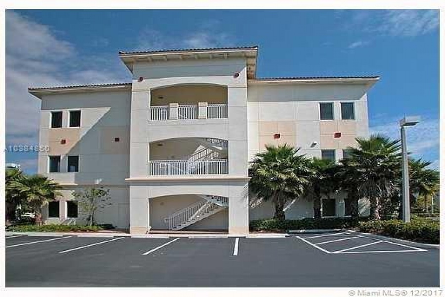 Weston, Florida 33331, ,Commercial Property,For Sale,WESTON MEDICAL & PROF. CENTER,Executive Park Dr,A10384850