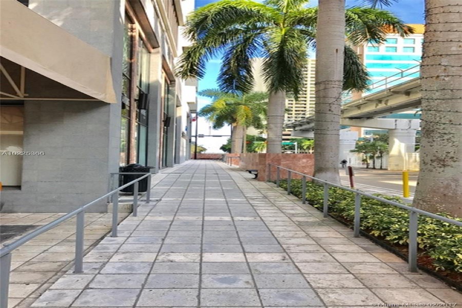 Miami,Florida 33131,Commercial Property,brickell ave,A10225366