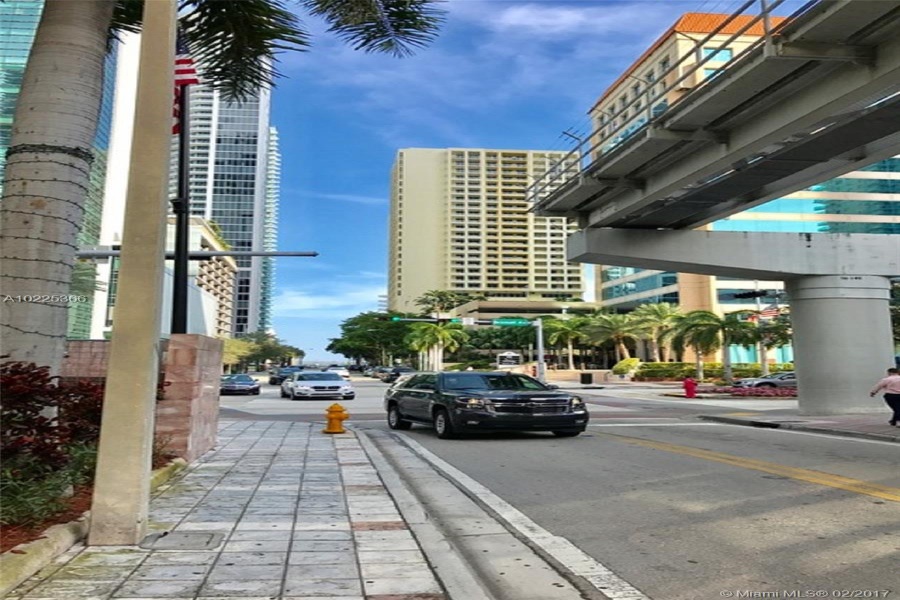 Miami,Florida 33131,Commercial Property,brickell ave,A10225366