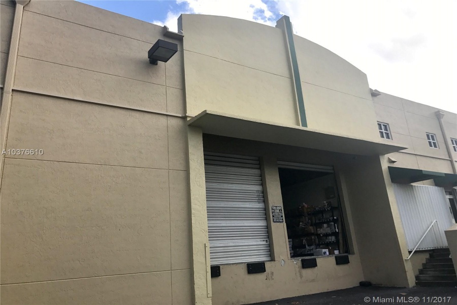 Miami,Florida 33166,Commercial Property,61st St,A10376610