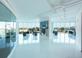 Miami,Florida 33132,Commercial Property,900 Biscayne,Biscayne Blvd,A10301483
