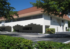Hallandale,Florida 33009,Commercial Property,Golden Isles Dr,A10349191