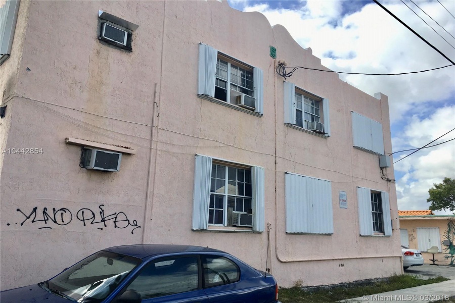 Miami,Florida 33125,Commercial Property,1st St,A10442854